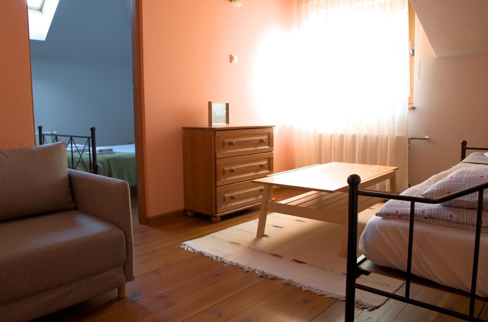 Bed and Breakfast Gosciniec Kocmierzow Sandomierz Esterno foto