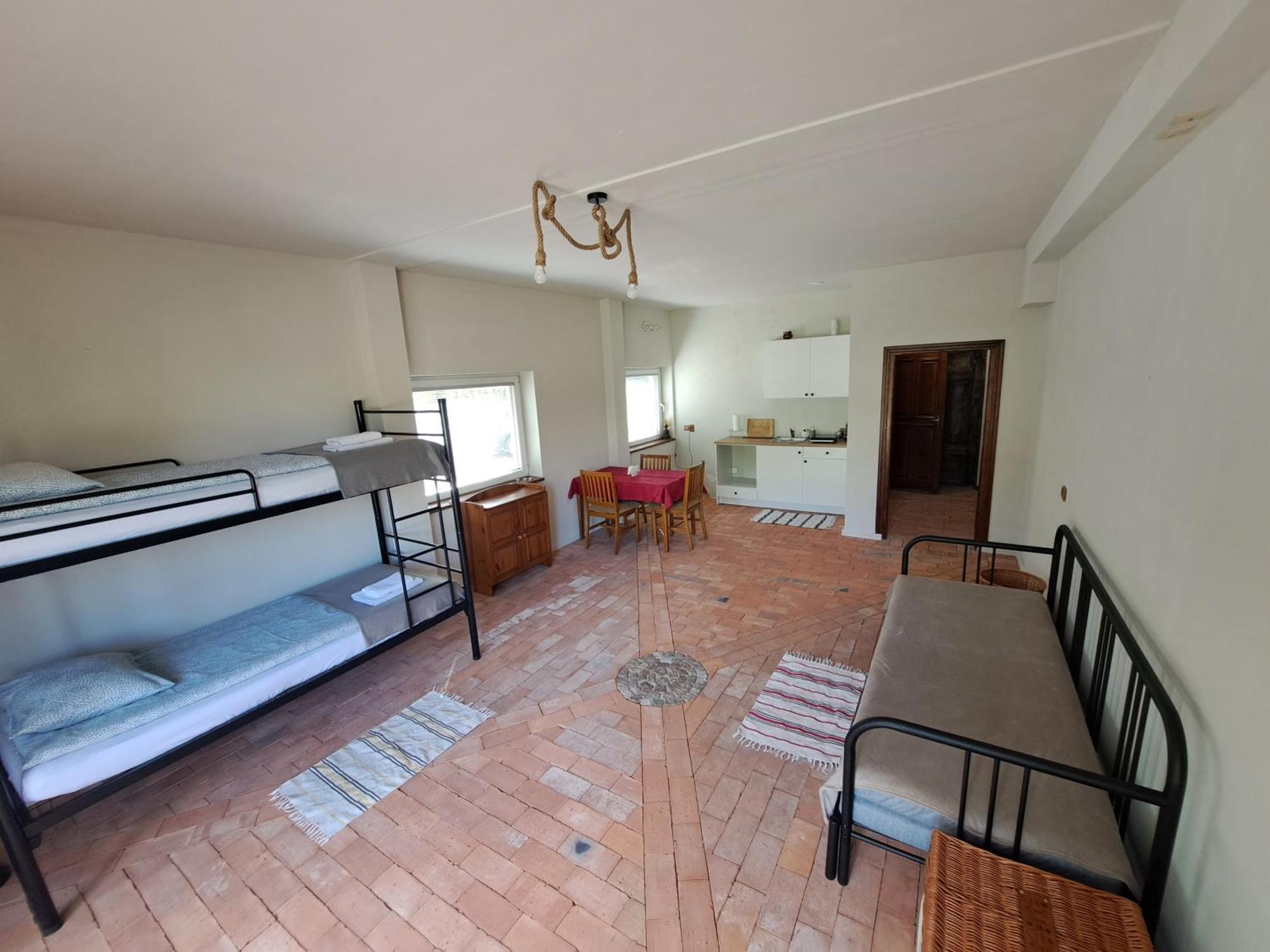 Bed and Breakfast Gosciniec Kocmierzow Sandomierz Esterno foto