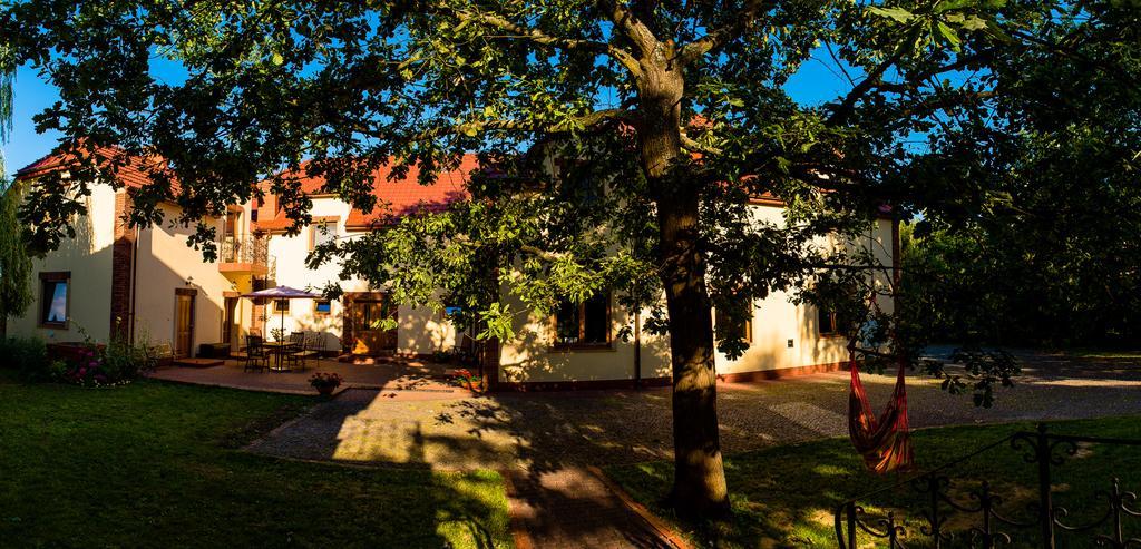 Bed and Breakfast Gosciniec Kocmierzow Sandomierz Esterno foto
